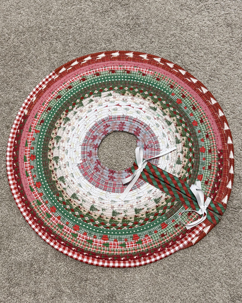 Mini Tree Skirt Jelly Roll Rug holiday décor quilted cotton
