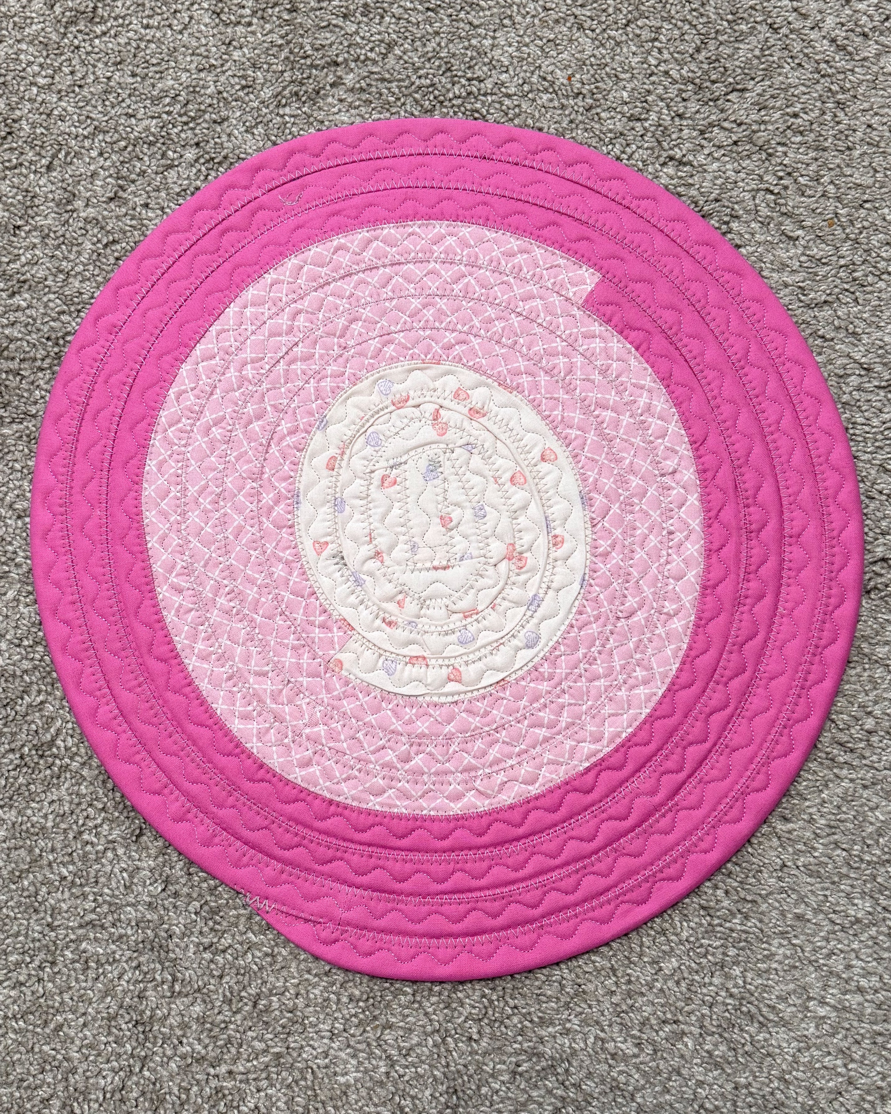 Pink Hearts Mini Jelly Roll Rug